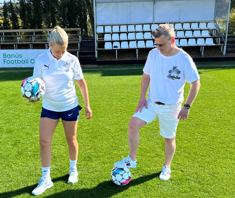 Katrine Vie Bråthen fra Matfikseren og Roald Skeide fra RG Regnskap får teste seg litt med ball