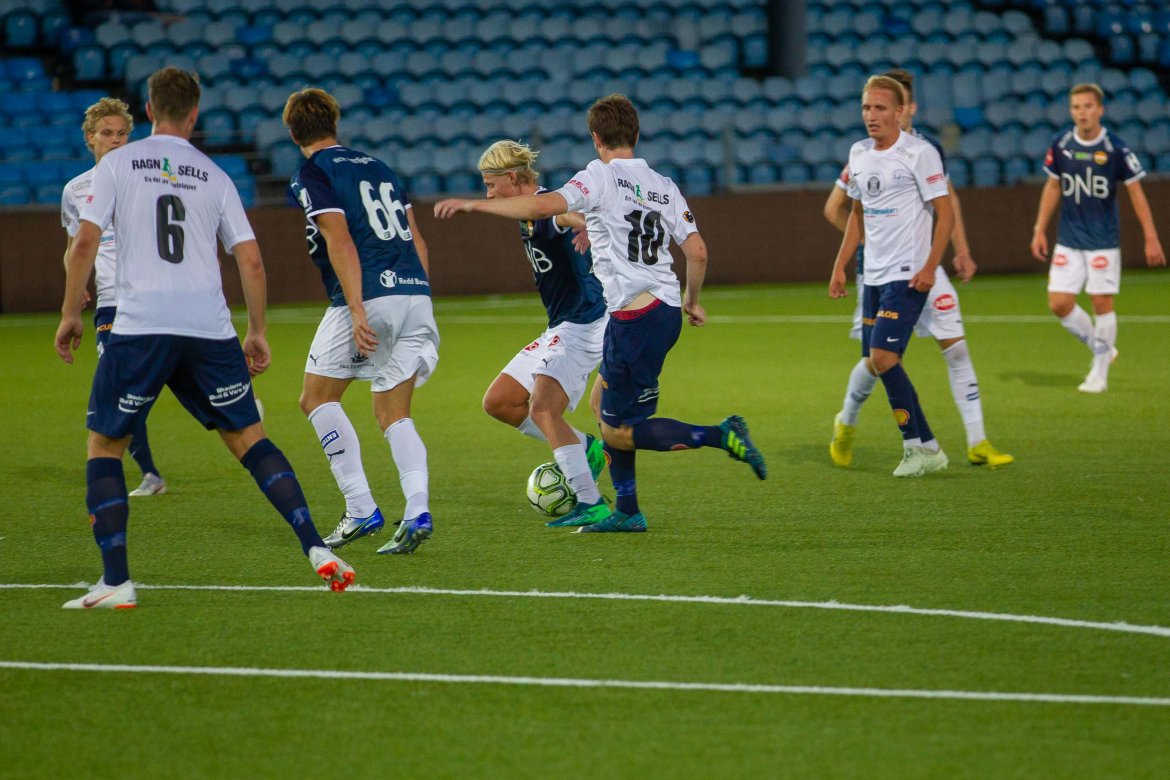 Andreas Hoven (66) og Mathias Fjeld Gulliksen, Team SIF mot Eidsvold Turn