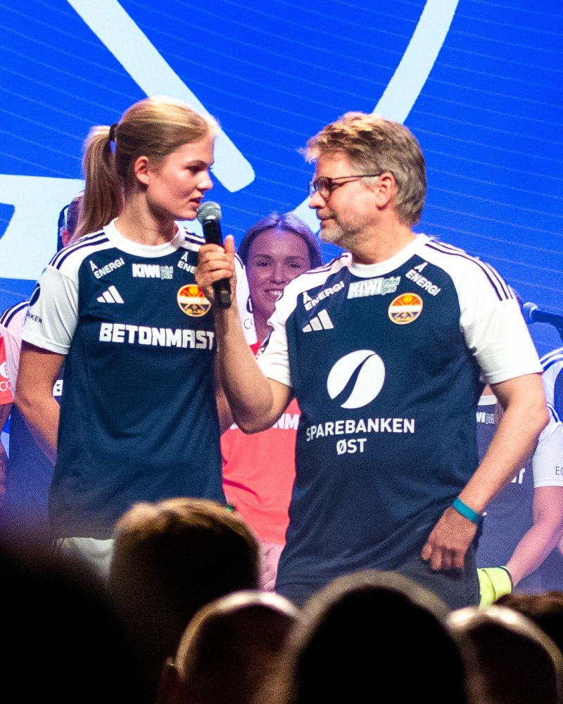 Kristine Finnestrand intervjues av Håvard Lilleheie. Foto: Tore Norrud