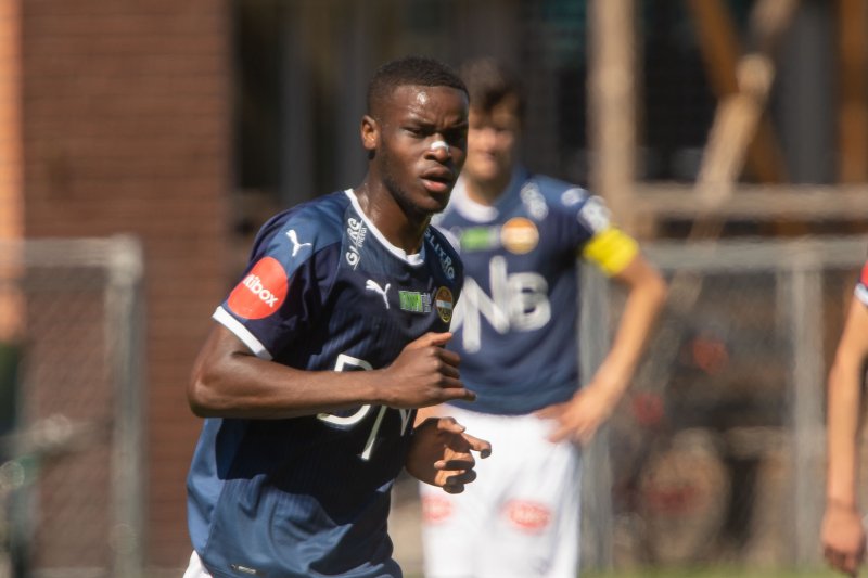 Fire mål av "Mus" Fofana i andre omgang