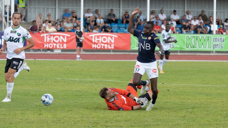 Debutant 1: Riel Nguen