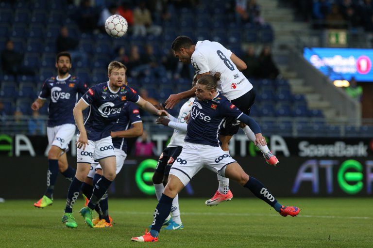 Viking_v_Strømsgodset_AHB_01